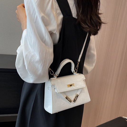 white animal pattern shoulder bag, white animal pattern crossbody bag, animal pattern shoulder bag, animal pattern crossbody bag