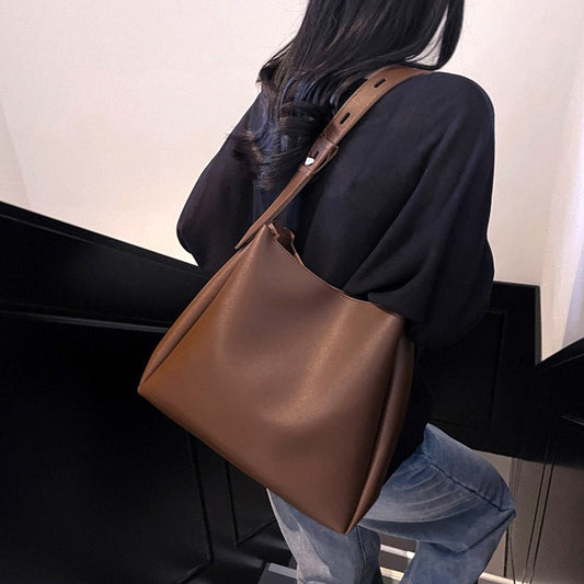brown handbag, brown shoulder bag, handbag, shoulder bag
