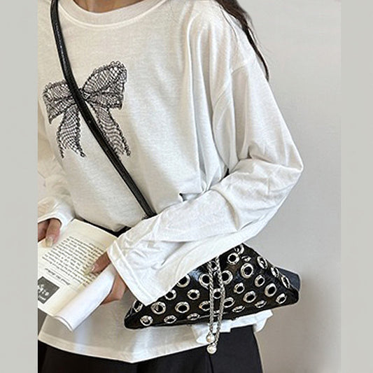 black crossbody strap bag