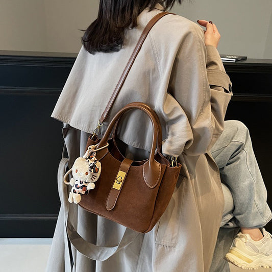 womens tan handbag, Luxury-style women's tote bag, Lightweight leather-accent tote