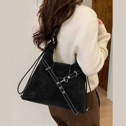 women's slouchy shoulder tote bag, women's slouchy shoulder tote bag with keychain charm, buy women's slouchy tote bag, women's handbag, black slouchy tote bag for women