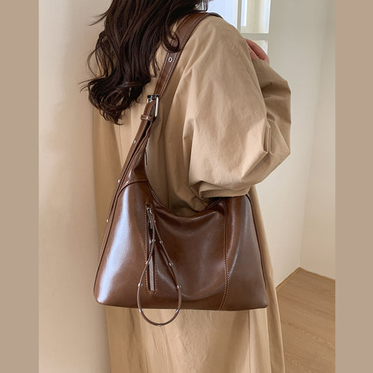 trendy women's tote bag, women's large handbag, large slouchy shoulder bag for women, slouchy handbag for women, tan everyday shoulder bag women