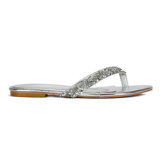 silver diamante flip flops, women’s silver diamante flip flops for holiday, silver beach holiday sandals, silver slip on thong sandals