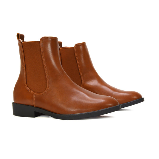 tan Chelsea boots, tan Chelsea boots elastics, Chelsea boots with elastic sides, Women's Chelsea ankle boots