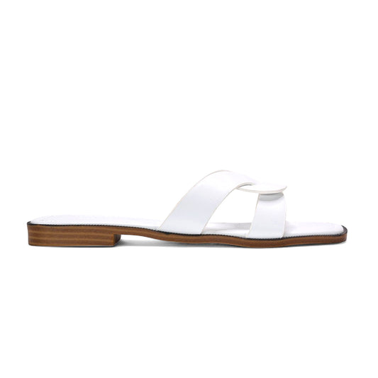 white sandals for holiday, white flat sliders, sandals for holiday, flat sliders