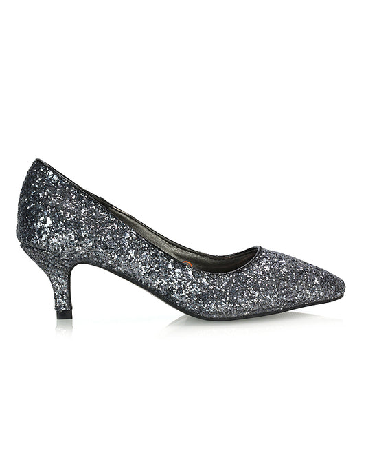 Whether you're heading to a dinner date or a night out, these pointed toe stiletto low kitten court heel pumps offer a chic and comfortable option for any event.