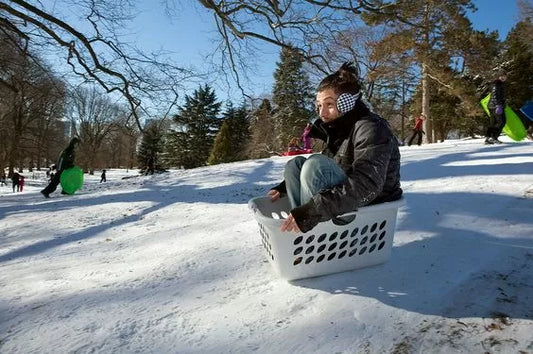 How to do Fashion in the UK snow and everything you could possibly want to know about the fluffy white stuff!