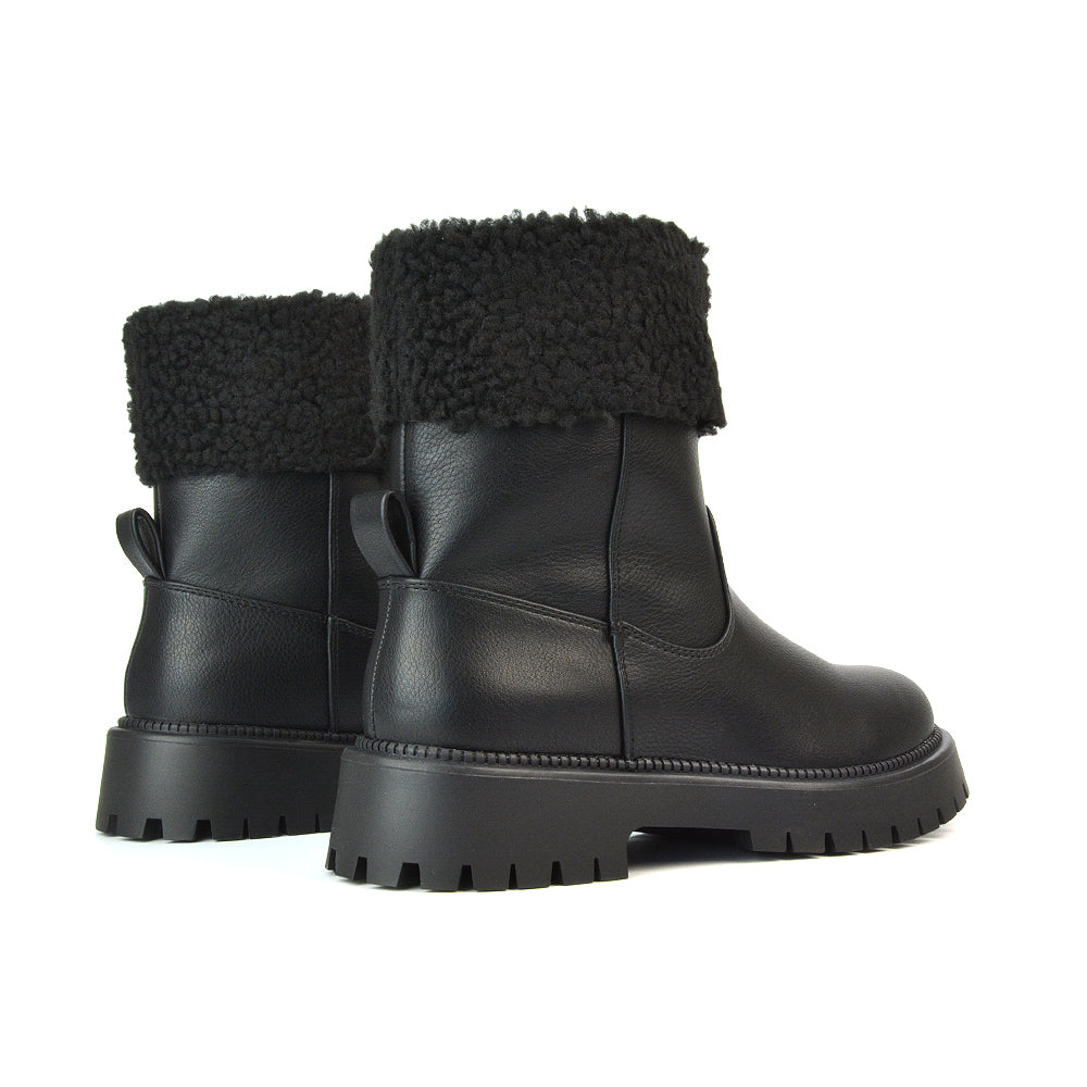 Black | XY London