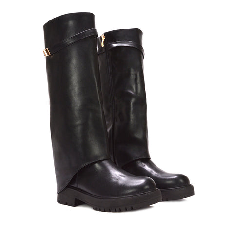 black chunky boots, black biker boots, chunky boots, biker boots, going out boots, affordable luxury boots, cold weather boots, modern silhouette boots