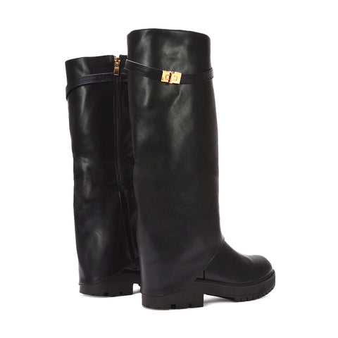 black knee-high boots for women, chunky sole black knee boots, stylish tall boots for fall and winter, trendy women’s shoes, fall fashion 2025, elegant winter shoes