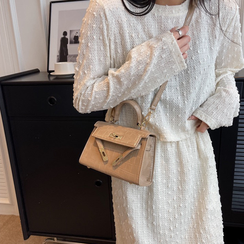 beige animal pattern shoulder bag, beige animal pattern crossbody bag, animal pattern shoulder bag, animal pattern crossbody bag