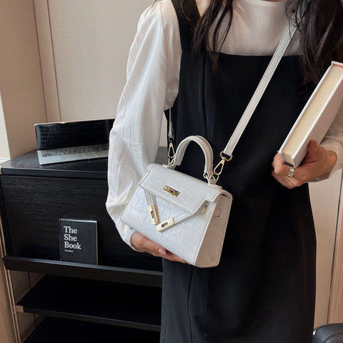 white cross body bag, white handbag, crossbody bag, handbag