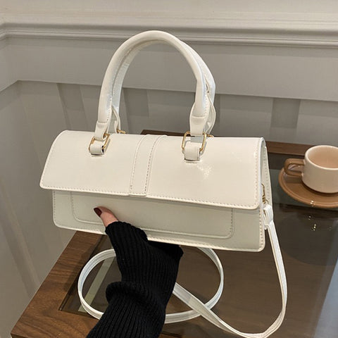 white adjustable strap handbag, white handbag with shoulder strap, adjustable strap handbag, handbag with shoulder strap