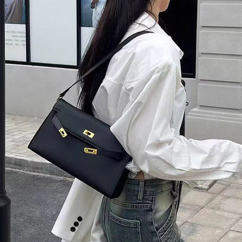 black evening bag, black purse, evening bag, purse 
