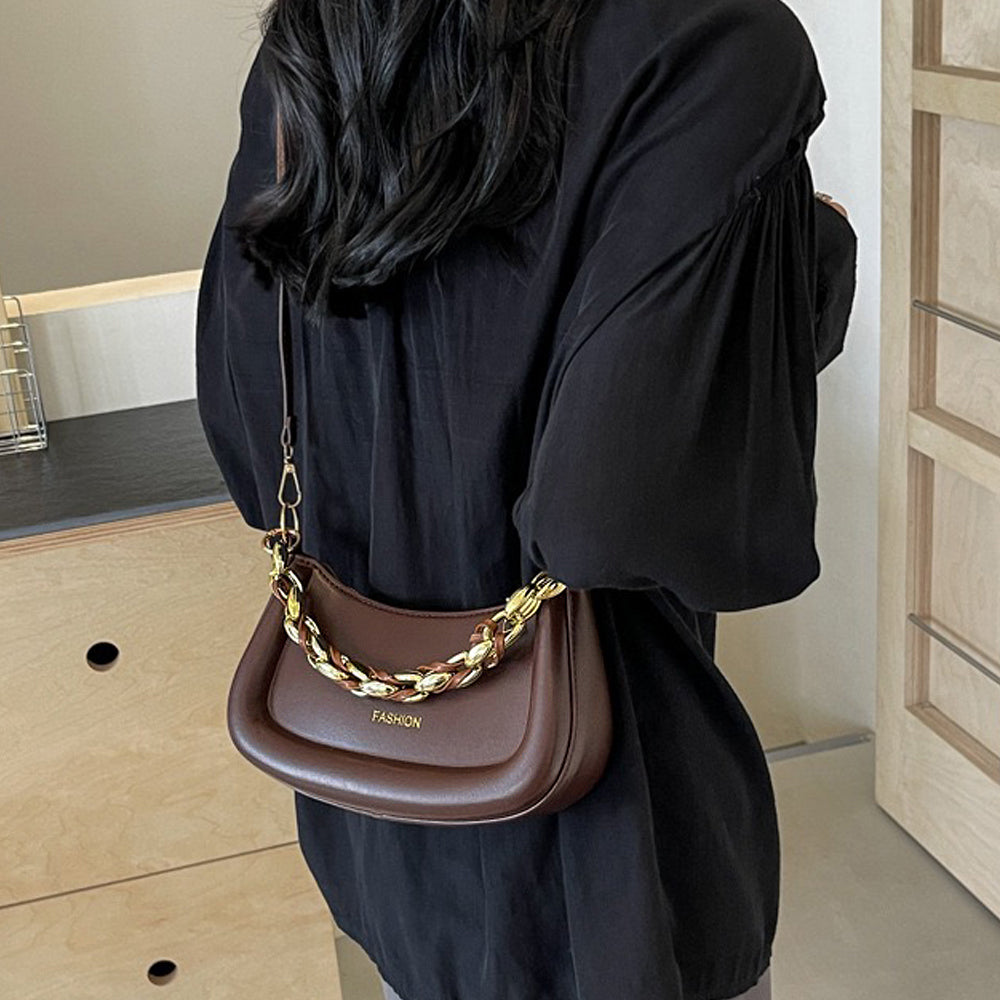 brown shoulder bag with gold chain, brown shoulder purse, shoulder bag with gold chain, shoulder purse, Fashionable handbag with gold chain detail for women