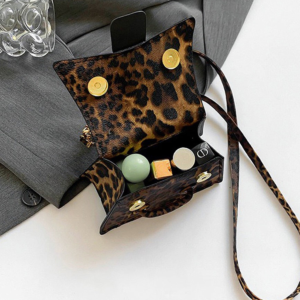 leopard print crossbody bag, Chic and compact handbag for modern streetwear
