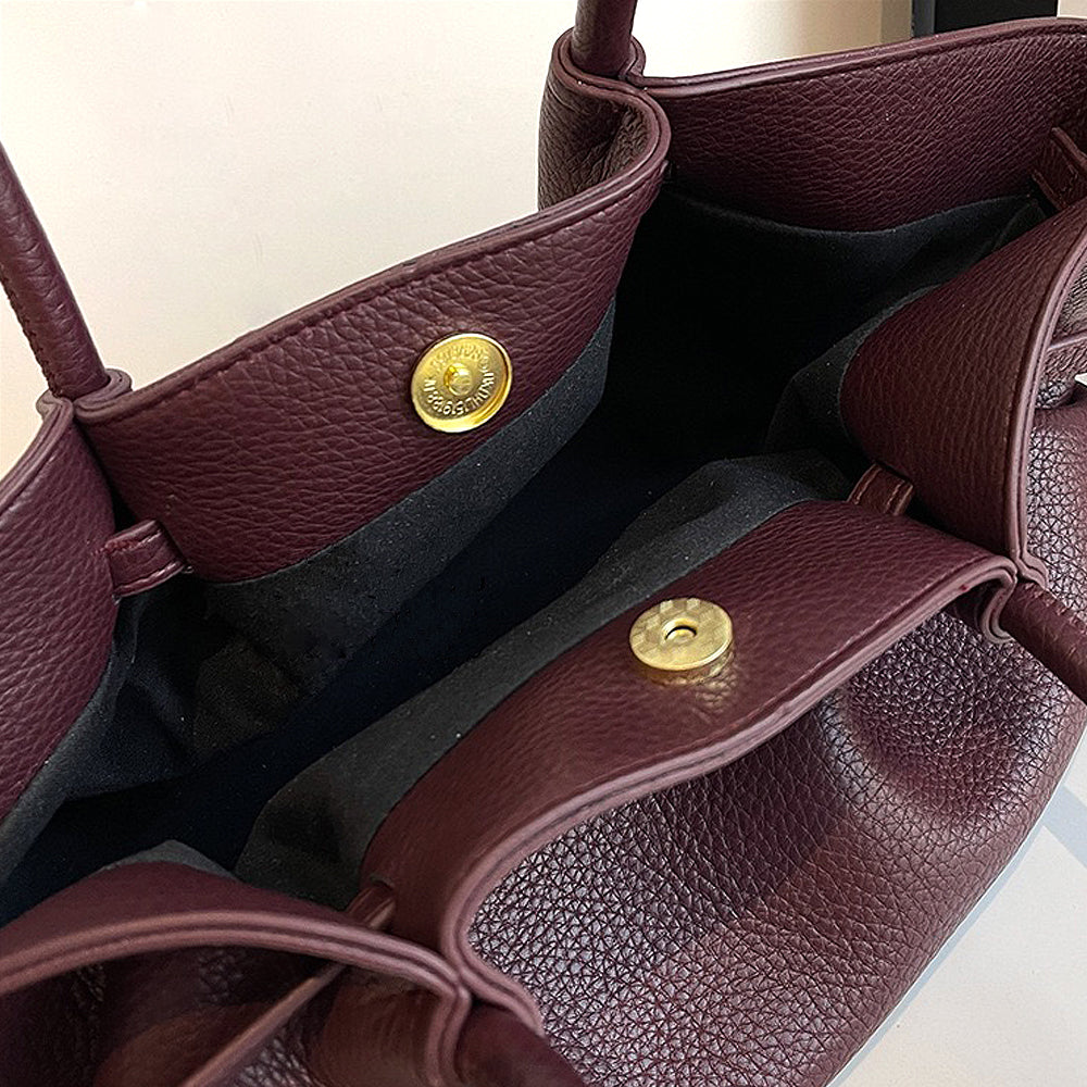 burgundy work handbag, burgundy large handbag, Street style handbag accessory, Bag for everyday essentials, Fashion blogger style tote