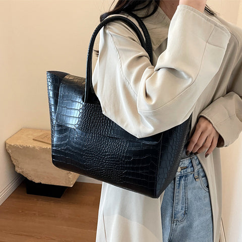 women's flap satchel handbag, elegant top handle handbag for women, women's fashion bag, black shoulder bag