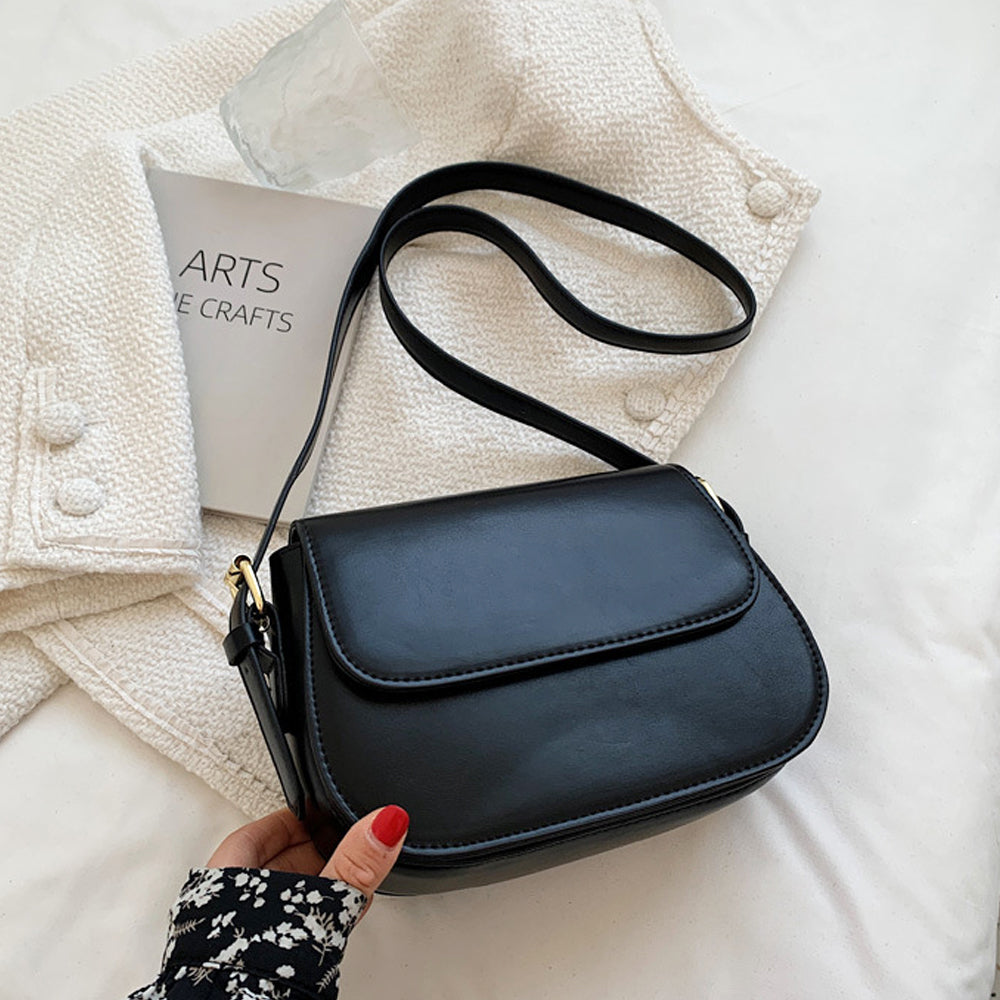 adjustable strap mini bag, lightweight mini purse for everyday use, everyday mini handbag women, black mini bag with adjustable strap, women's black shoulder bag