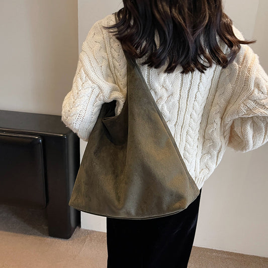 women's slouchy shoulder bag, soft faux suede handbag, women's faux suede slouchy shoulder bag, green slouchy bag, green handbag