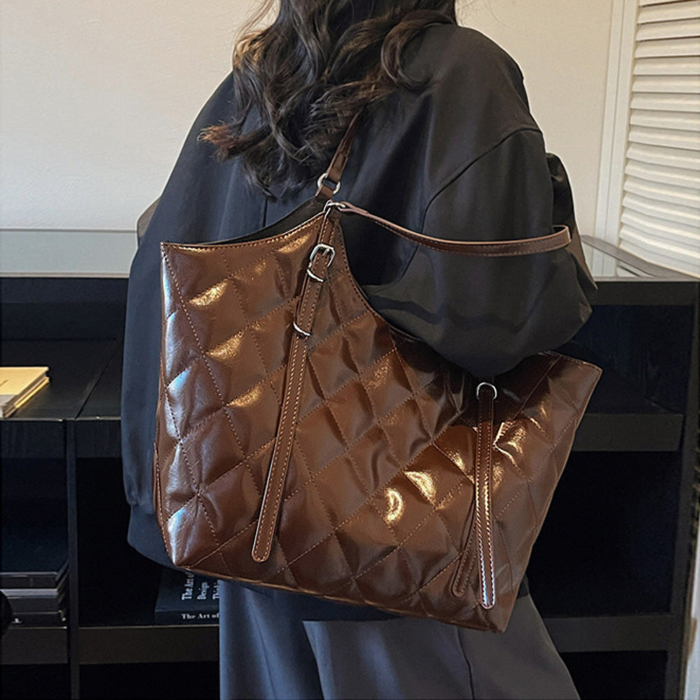 women's quilted wet look tote bag, stylish everyday tote bag, women's quilted wet look tote bag with handle, brown handbag, womens brown handbag