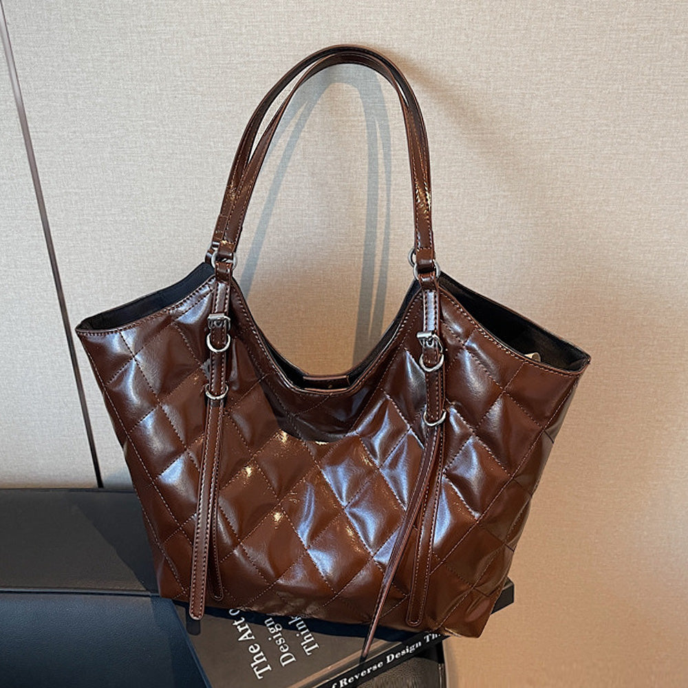 wet look tote bag with handle, fashionable wet look handbag, glossy quilted tote bag for women, brown bag, womens brown bag