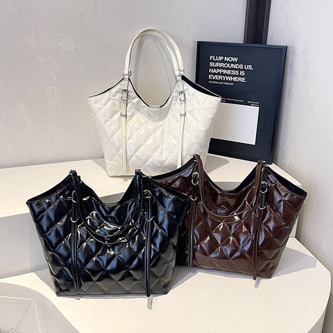 handbag, shoulder bag, tote bag, shopper bag