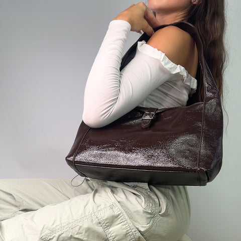 brown shoulder bag with buckle detail, rich brown shoulder bag for everyday styling