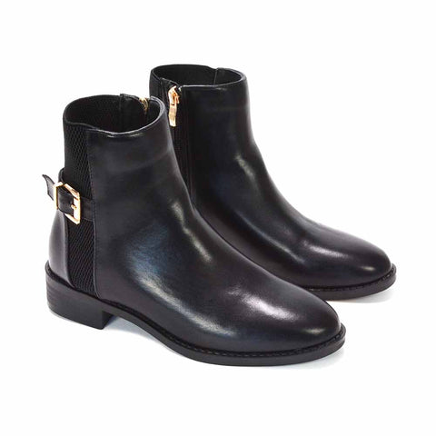 women’s black leather ankle boots with gold zipper, sleek black ankle boots for everyday wear, versatile women’s boots that pair with jeans and dresses, autumn boots, winter boots