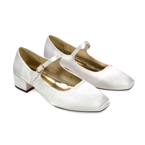 Ivory satin court shoes, Ivory satin low block heel, Square toe ivory satin heels, Wedding ivory satin shoes, Bridal satin block heels, Ivory satin bridal court shoes