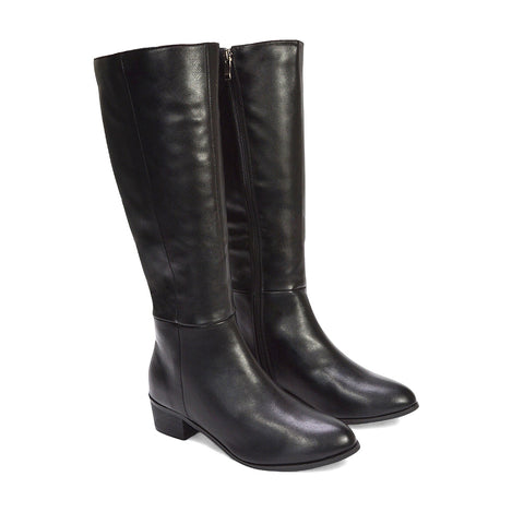 black long boots, womens black boots, long boots, womens knee high boots, Warm boots for travel in cold weather, Women's boots for jeans and leggings