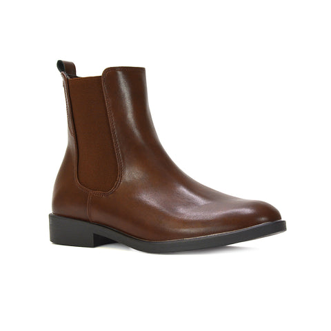 brown flat Chelsea boots, brown flat ankle boots, Low heel Chelsea boots, Fall and winter boots women, Elastic gusset boots