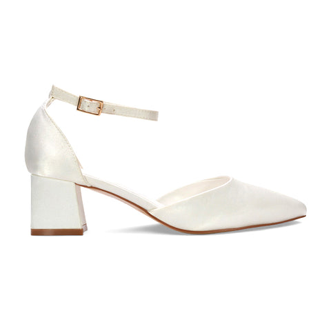Reception dancing heels, Stable mid heel bridal shoes, Elegant block heel pumps, Block heel wedding shoes, Soft ivory wedding shoes, Classic ivory bridal shoes, Timeless ivory wedding heels, 