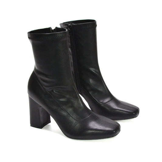 classic black heeled boots, black zip ankle boots, block heel ankle boots, zip up ankle boots, casual women boots, fashion ankle boots, buy ankle boots women