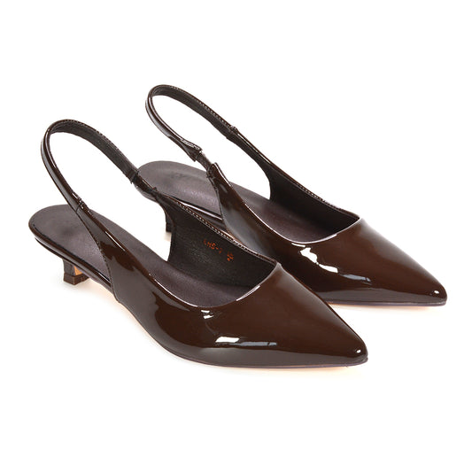 breathable leather pumps, adjustable slingback strap, business casual heels, interview shoes for women, elegant minimalist footwear, modern slingback heels, women’s pointed toe heels, brown low heel pumps, brown slingback heels, slingback heels, slingback kitten heels