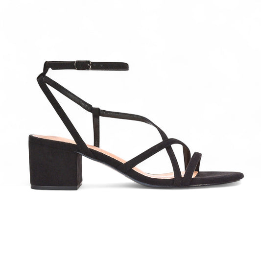 black block heels, black block heel sandals, block heels, block heel sandals, Strappy block heels for vacation or travel wear