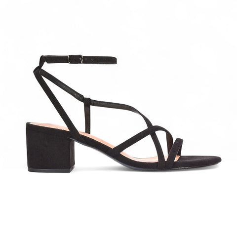 black block heels, black block heel sandals, block heels, block heel sandals, Strappy block heels for vacation or travel wear