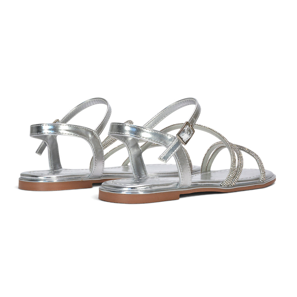 silver sparkly flat sandals, silver luxury flat sandals, metallic silver sandals for summer travel, elegant holiday flats for women