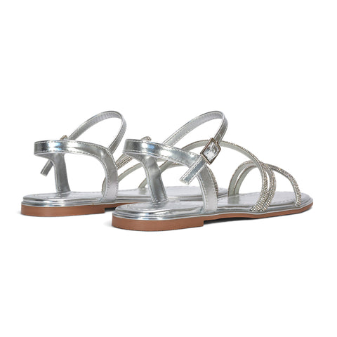 silver sparkly flat sandals, silver luxury flat sandals, metallic silver sandals for summer travel, elegant holiday flats for women