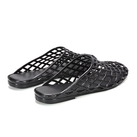 women’s jelly shoes, summer holiday slip on sandals, stylish beach sandals women, black woven sandals, black closed toe sandals