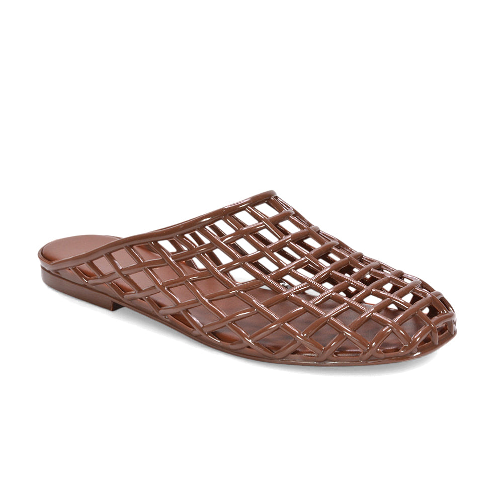 slip on sandals, lightweight slip on summer sandals, trendy jelly sandals 2026, slip on mule sandals UK, brown holiday sandals, brown mule sandals