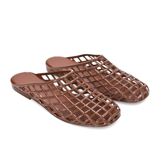 jelly sandals, slip on cage jelly mule sandals, easy slip on summer shoes, women’s summer sandals UK, brown jelly sandals, brown sandals