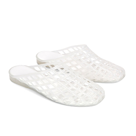 jelly sandals, slip on cage jelly mule sandals, easy slip on summer shoes, women’s summer sandals UK, clear jelly sandals, clear sandals