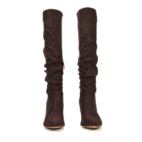 how to style brown slouchy boots