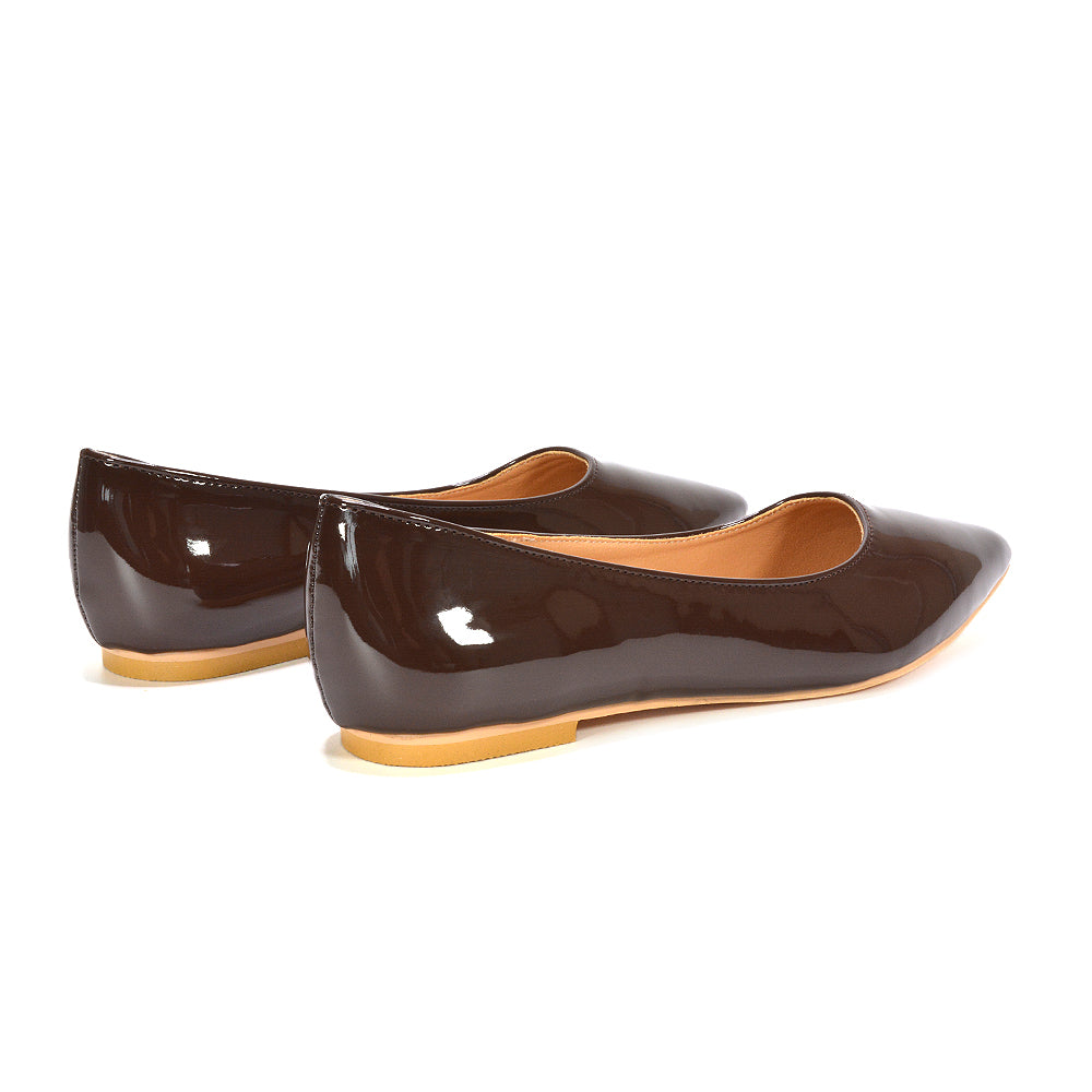Chocolate brown patent shoes, ballet pumps, ballerina pumps, Classic wardrobe staple shoes, Lightweight travel flats