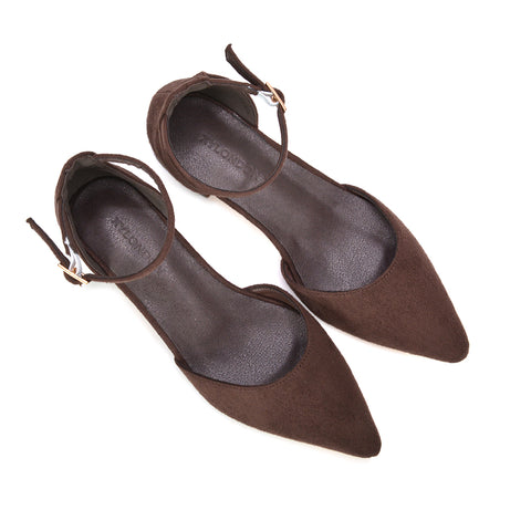 brown low heel court shoes, comfortable brown wedding guest heels, brown heels