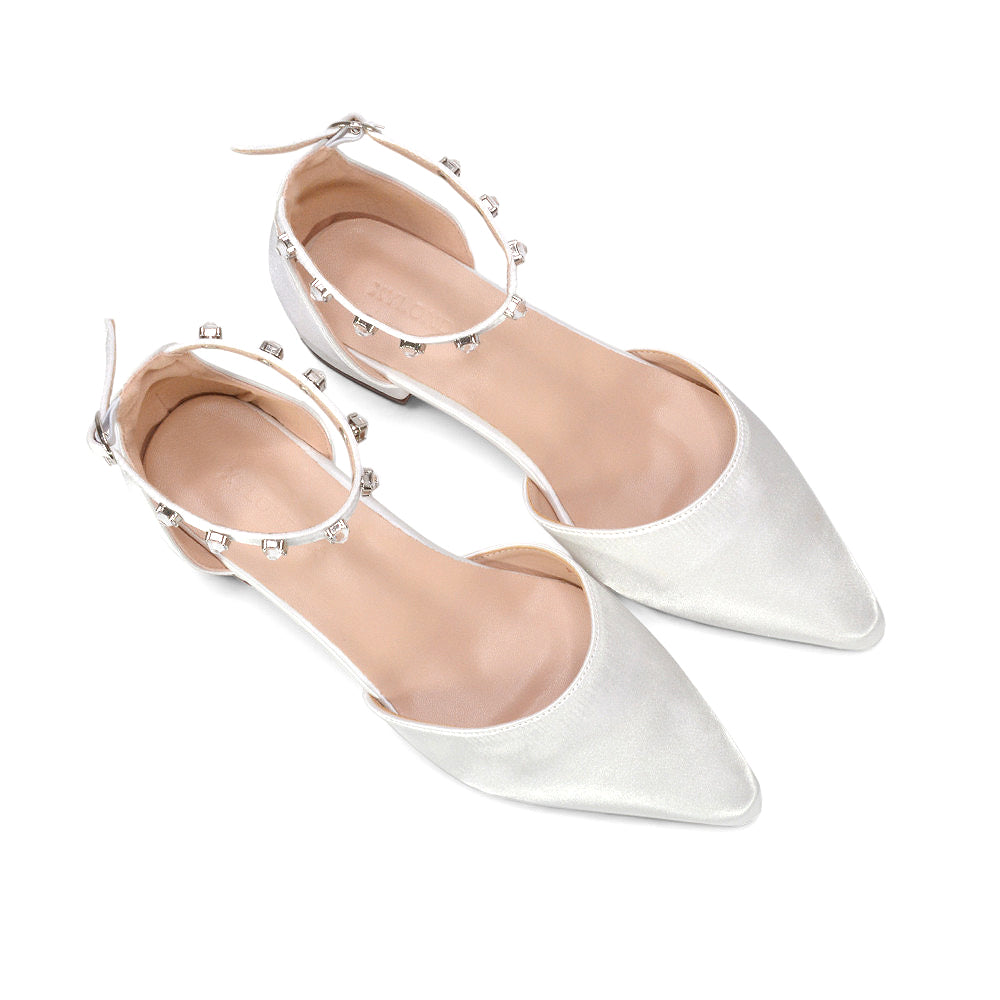 bridal court shoes, ivory court shoes for wedding ceremonies, low heel ivory bridal shoes, ivory wedding footwear with crystal ankle strap, classic ivory bridal court shoes with block heel