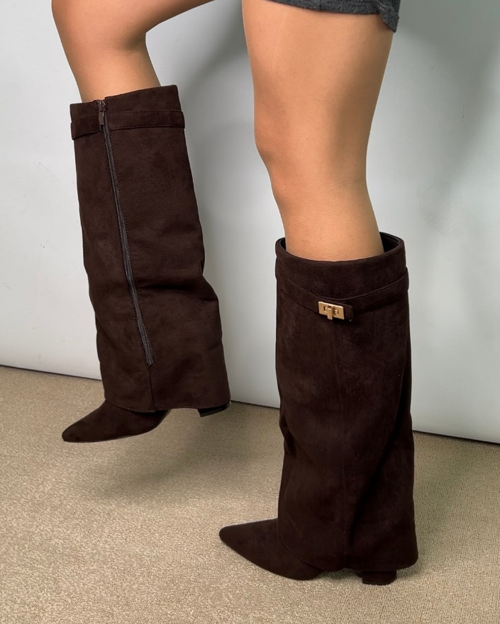 SHOP THE LOOK