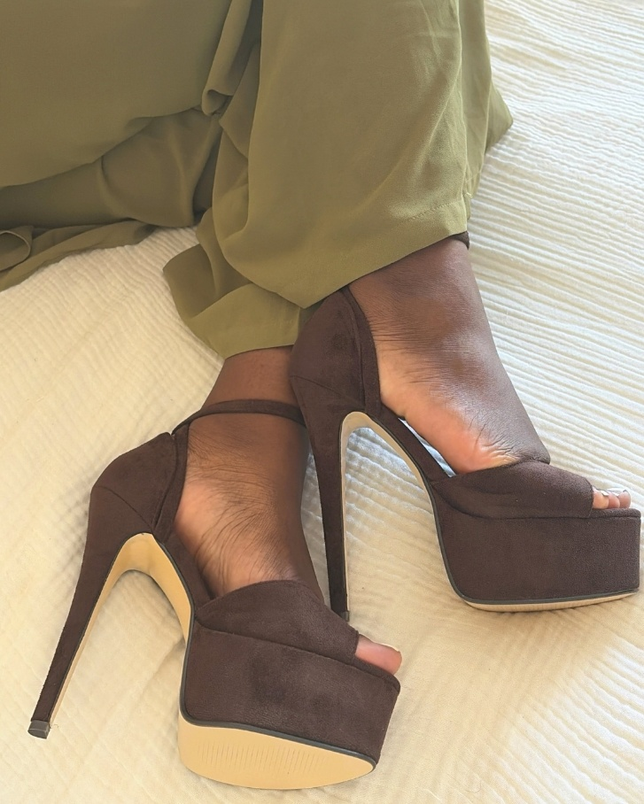 SHOP THE LOOK 