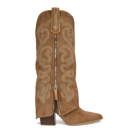 Western style boots, Women’s cowboy boots, Embellished western boots for women, Stylish cowboy boots with heel, Country style boots, Festival boots women, Statement cowboy boots, tan western boots, tan festival boots